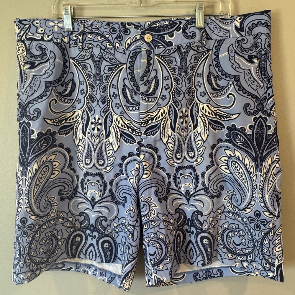J McLaughlin Paisley Blue Bermuda Shorts Women’s Size 40